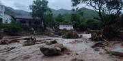 Desborde de río y deslizamiento de un cerro provocan inundaciones y personas desaparecidas en Samaipata; activan alerta roja en el Piraí