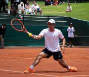 Santiago Lora brilla en el Cóndor de Plata de tenis con un título y un subcampeonato