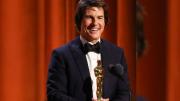 Tom Cruise sella su legado al recibir un Óscar honorífico