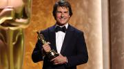 Tom Cruise es galardonado con su primer Oscar: Recibió una estatuilla honorífica por su trayectoria