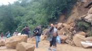 Temporal: Reportan nuevo deslizamiento en la ruta hacia los valles cruceños