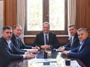 Santilli avanzó sobre el Presupuesto 2026 en reuniones con Zdero y Weretilneck