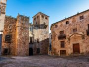 Calles empedradas y siglos de historia: el casco antiguo español que enamora