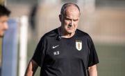 Marcelo Bielsa tambalea en Uruguay a 7 meses del Mundial 2026 y respondió a los ataques: Me toca
