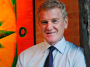 De Narváez ofertó para quedarse con Carrefour