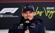 Verstappen echa el ojo al antiguo dorsal de Ricciardo