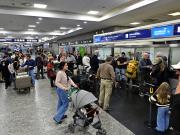 Fin de semana extra largo: hotelería, aviones, trenes y micros esperan un aumento de turistas