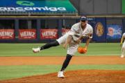 LVBP: Henderson Álvarez sufre un fuerte pelotazo y sale lesionado del juego