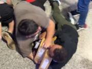 Empujones y corridas: una estampida humana copó el Black Friday de Ciudad del Este