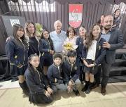 Roberto Canessa inspira a estudiantes y comunidades educativas de Linares en charla realizada en el colegio Alborada