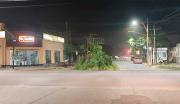 Graves daños del viento huracanado en Capital: hubo cortes de luz y árboles caídos