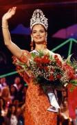 México y la teoría del vestido rojo: el color de la suerte que une a sus reinas de Miss Universo