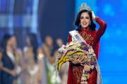 La mexicana Fátima Bosch gana Miss Universo entre denuncias de fraude en su elección