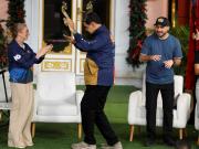 Maduro bailó ritmos tropicales junto a su esposa, se mostró eufórico y volvió a cargar contra EE.UU.: A mí no me para nadie