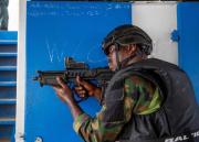 hombres armados se llevaron a 52 estudiantes de una escuela católica