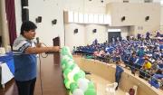 Evo advierte a sus bases que con la descentralización se viene la privatización de salud y educación