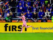 Messi, iluminado y eterno, armó un festín para Inter Miami que avanza en los playoffs de la MLS: gol de cabeza y tres asistencias tope de gama