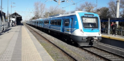 Nación comprará 43 trenes nuevos para Buenos Aires