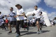 Cerca de 400 personas participaron en la corrida familiar de ENAP