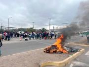 Madres y alumnos del Christ School paralizan el sector y obligan a suspender las clases