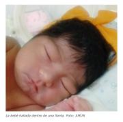 Abandonan a una recién nacida dentro de una llanta de auto cerca al Cementerio