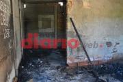 Una humilde vivienda fue consumida en su totalidad por un voraz incendio