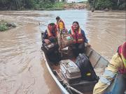 Las riadas cubren cultivos, viviendas y caminos; siguen las evacuaciones de familias