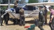 Hallan narcoavioneta con placa boliviana abandonada en un terreno de una localidad de Argentina