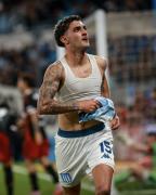 Fútbol Argentino /Racing venció a River Plate y clasificó