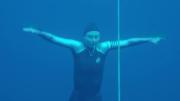 Campeona ucraniana establece récord mundial de apnea de 86 metros