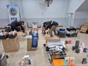 Millonaria incautación de contrabando en Corrientes: hallaron perfumes, cremas, zapatillas y anabólicos