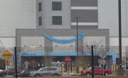 Miles de trabajadores afectados por el cierre de las instalaciones de Amazon