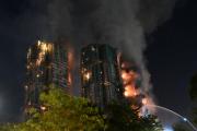 Al menos 13 muertos en el incendio de un complejo residencial de Hong Kong