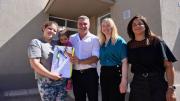 Godoy Cruz entregó casas a 80 familias del barrio Urundel y avanzó en su transformación urbana
