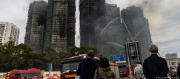 Aumentan muertos y desaparecidos en el incendio en Hong Kong