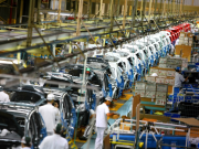 La actividad industrial cae y está peor que en el 2022