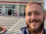 Obligó a sus hijos pequeños a subir una peligrosa montaña y la experiencia no terminó de la mejor manera: ¿Vamos a morir congelados, papá?