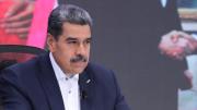 Maduro pide a la Fuerza Aérea que esté
