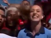 Una periodista fue agredida por hinchas de Flamengo en la previa a la final de la Copa Libertadores