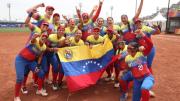 Softbol femenino de Venezuela sigue invicto y conquista oro en Juegos Bolivarianos 2025
