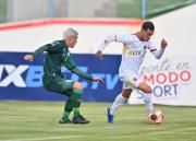 Real Oruro remonta ante un disminuido Tomayapo y lo golea