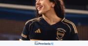 ¿Hincha de Boca? Rosalía sorprendió a todos en las redes sociales