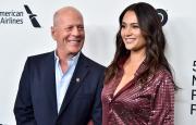 Esposa de Bruce Willis revela cómo la familia adapta la alegría navideña a la enfermedad del actor (+Detalles)