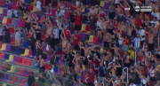 Los hinchas juegan su partido en Santiago del Estero: apoyo a Verón y cánticos contra Tapia y Toviggino