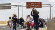 Decenas de migrantes, en su mayoría venezolanos, varados en su intento de salir de Chile hacia Perú