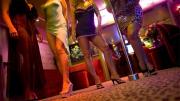 Recelos y burocracia complican la pionera ley belga que permite la prostitución con contrato