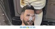 Vandalizaron una estatua de Lionel Messi en Mar del Plata