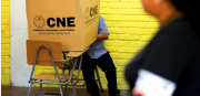 Honduras acude este domingo a elecciones presidenciales en un clima de alto voltaje