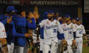 Magallanes blanqueó por 4-0 a las Águilas y barrió la serie