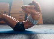 La sencilla rutina exprés de 10 minutos para tonificar el abdomen sin gimnasio